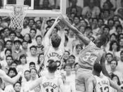 George Lynch Blocks Laettner